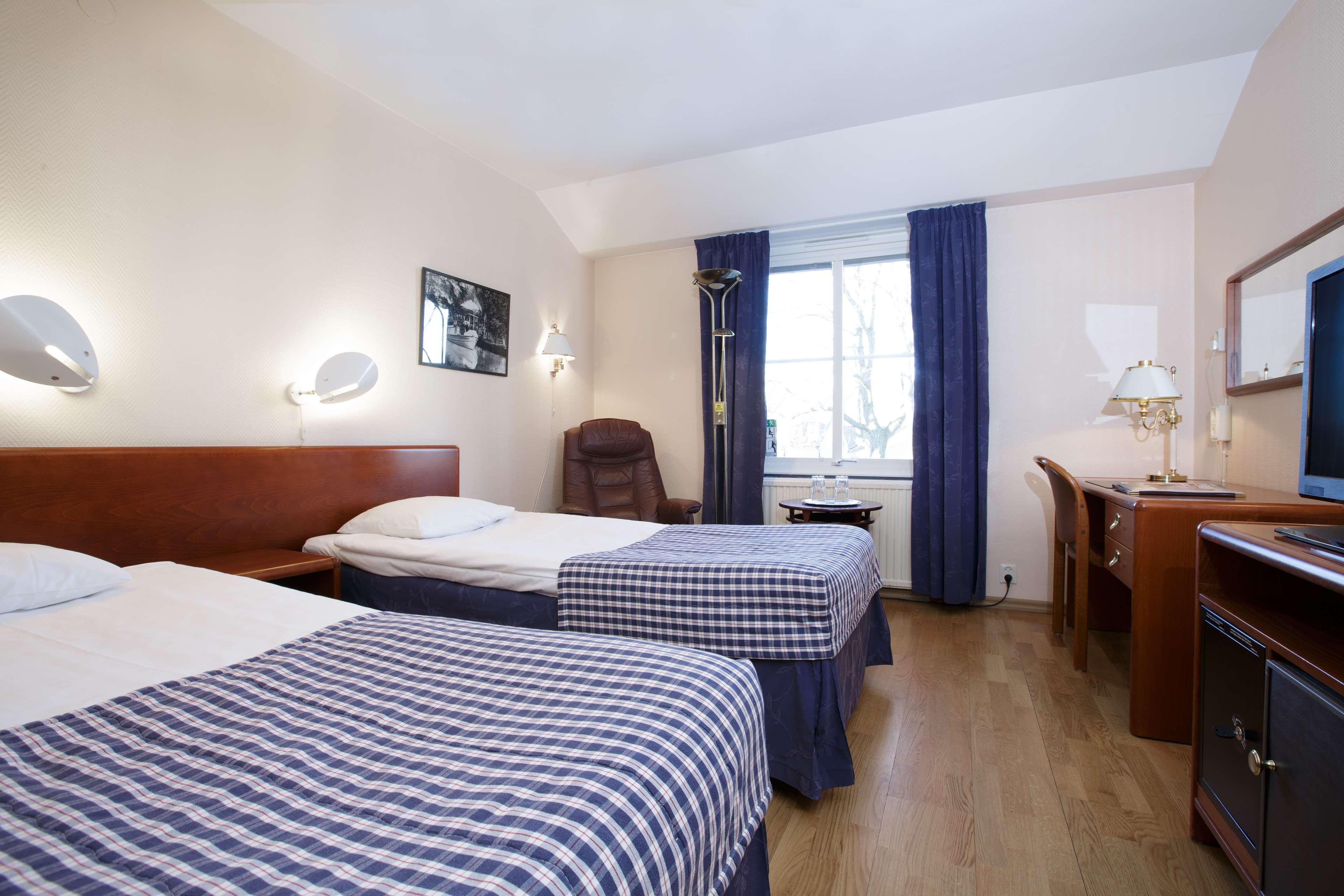 Best Western Plus Fergus Hotel Esterno foto