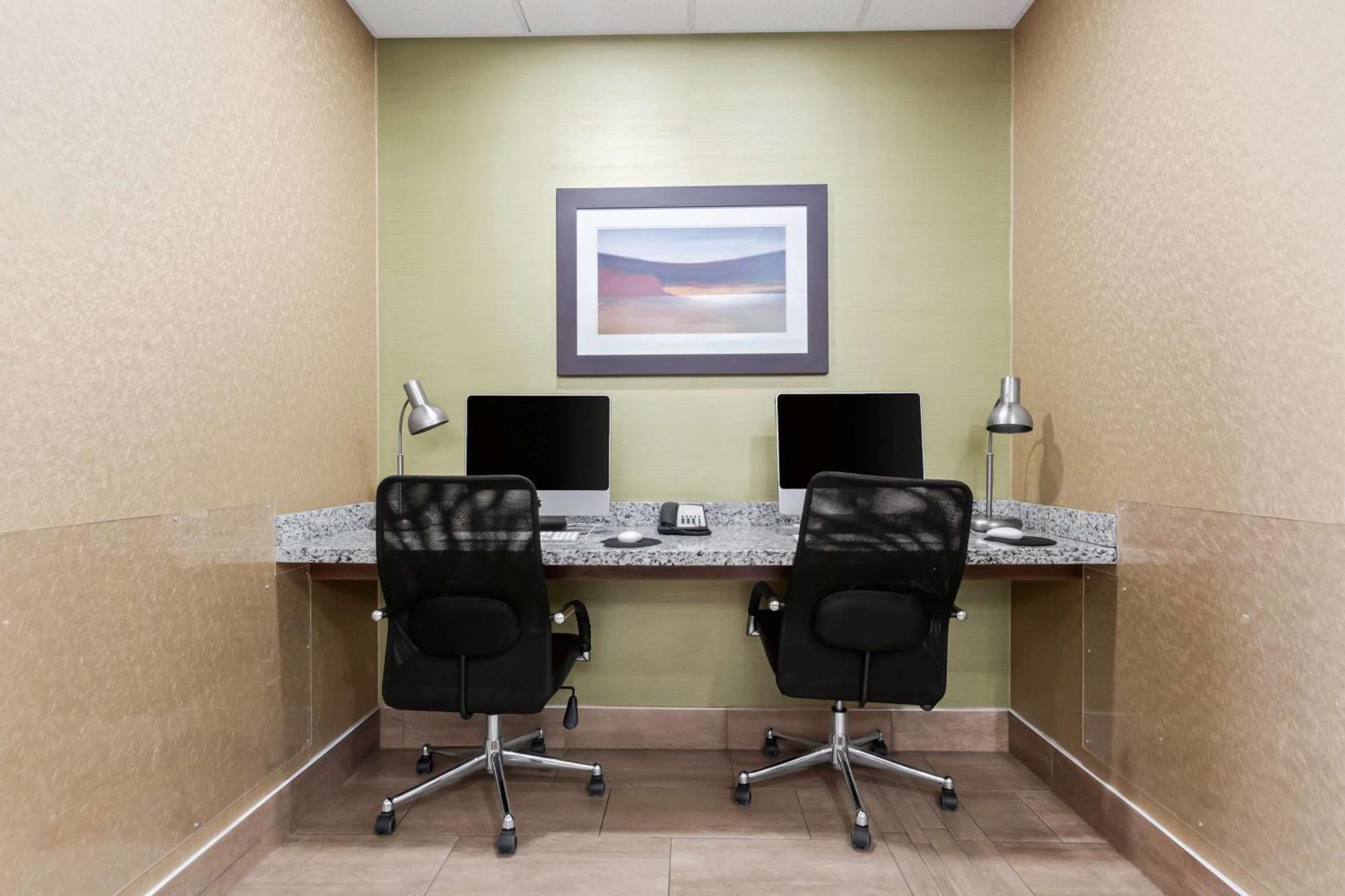 Best Western Plus Fergus Hotel Esterno foto