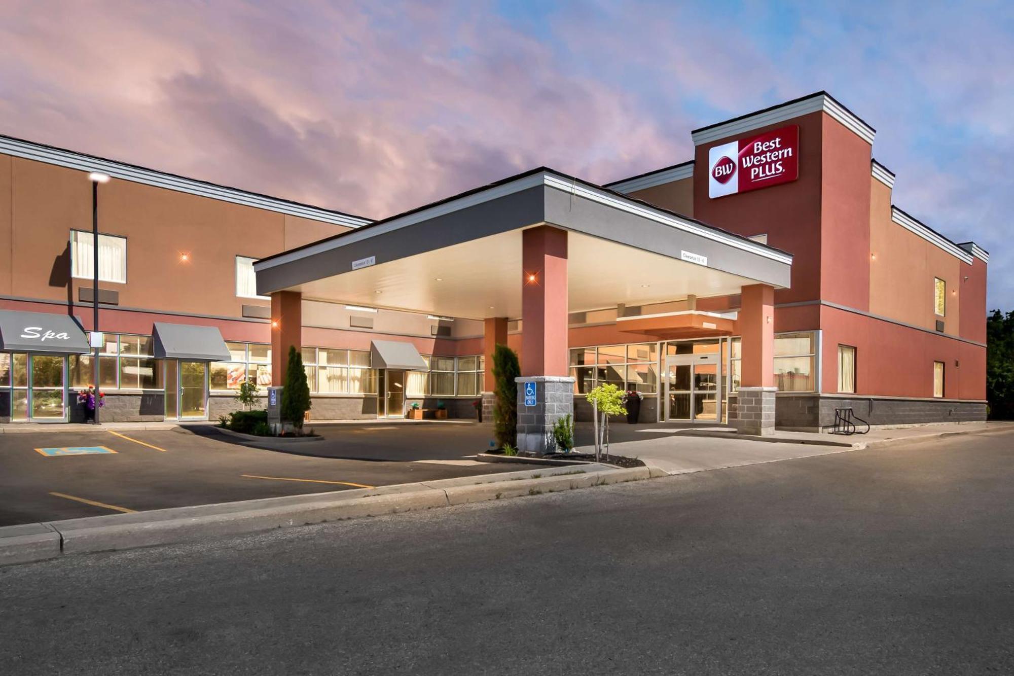 Best Western Plus Fergus Hotel Esterno foto