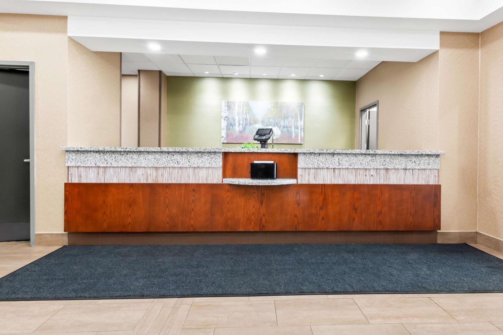 Best Western Plus Fergus Hotel Esterno foto